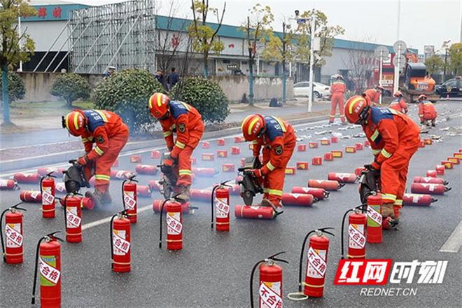 天下众地凑集废弃假装伪劣产物品种繁众包含冒牌“爱马仕、LV、中华煙”